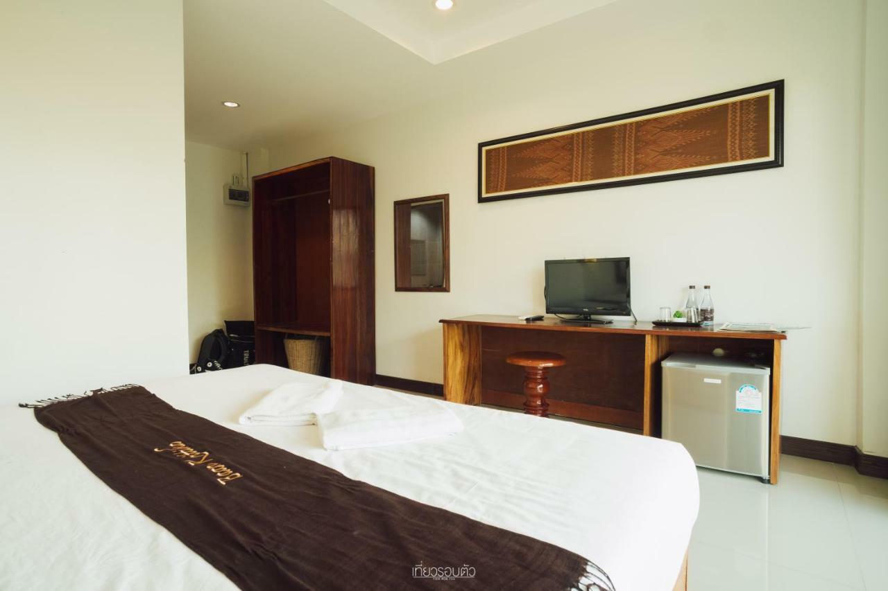 Hotel Baan Krittika Udon Thani Esterno foto
