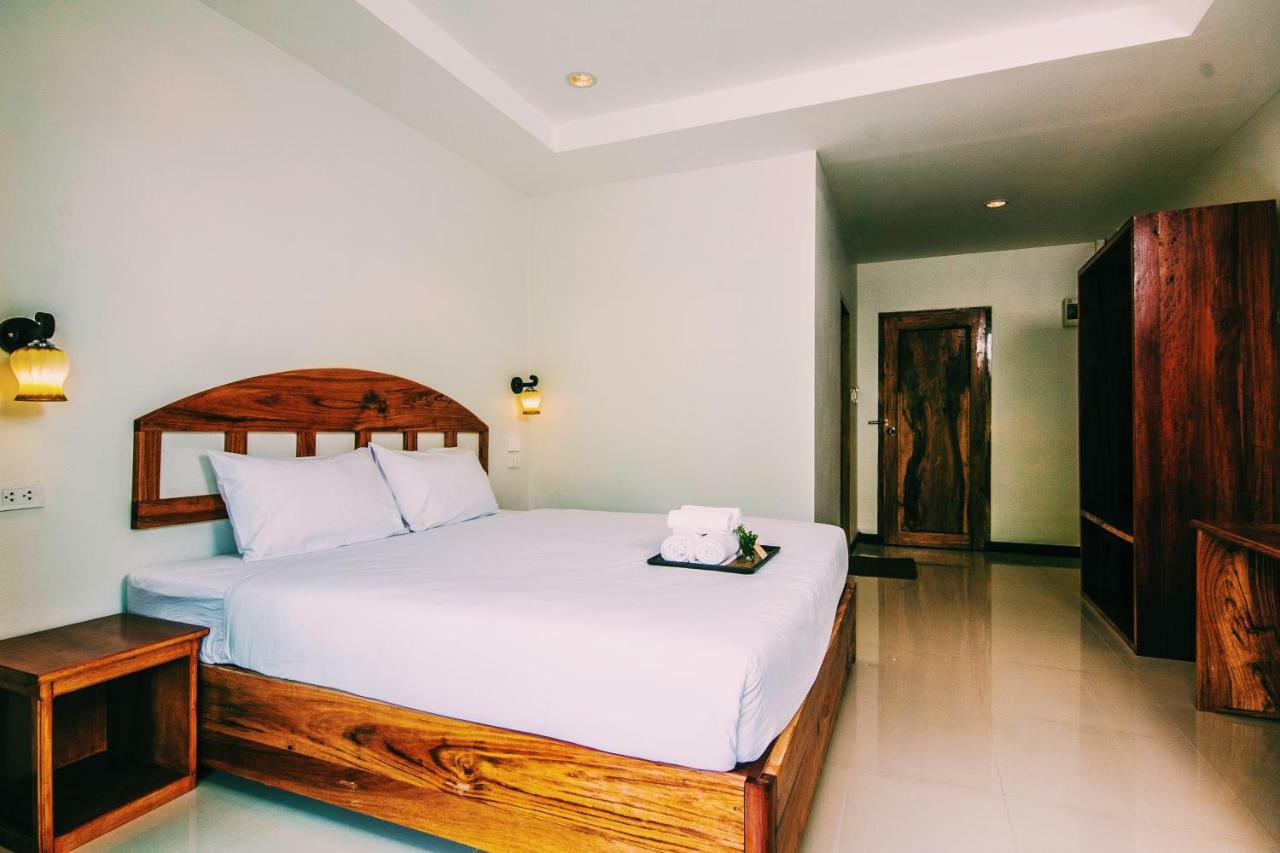 Hotel Baan Krittika Udon Thani Esterno foto