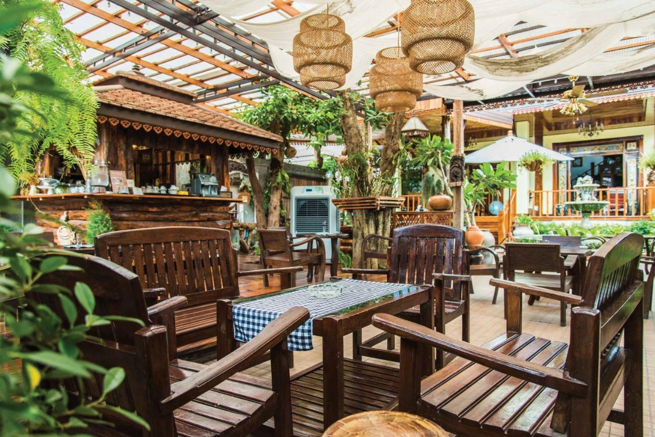 Hotel Baan Krittika Udon Thani Esterno foto